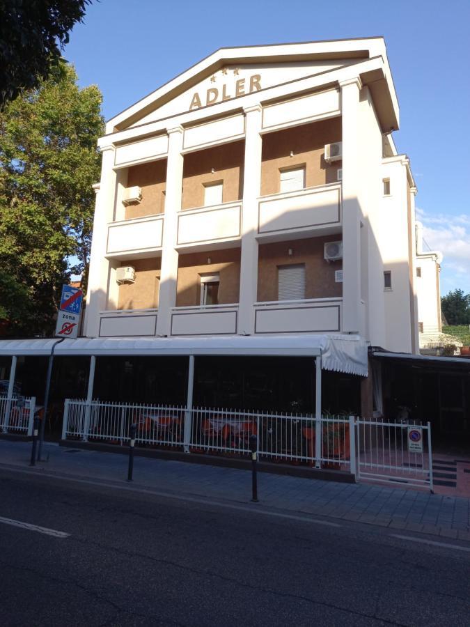 Hotel Adler Rimini Zewnętrze zdjęcie