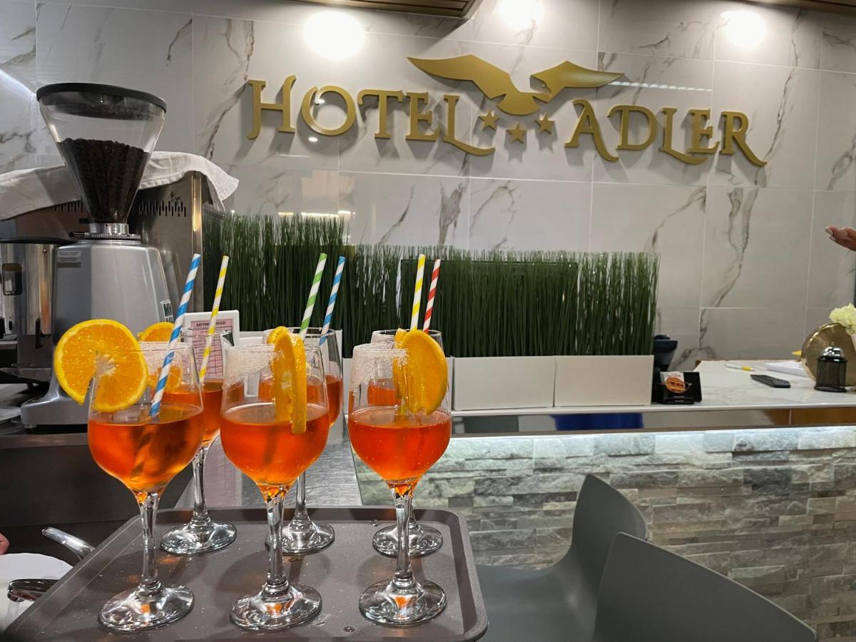 Hotel Adler Rimini Zewnętrze zdjęcie